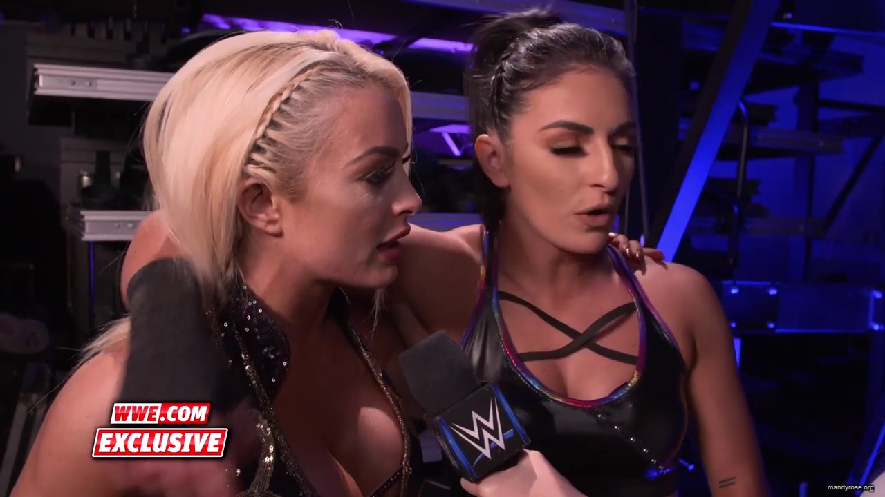 Did_Rose__Deville_give_an_Elimination_Chamber_preview_SmackDown_Exclusive_Feb__5_2019_mp40018.jpg