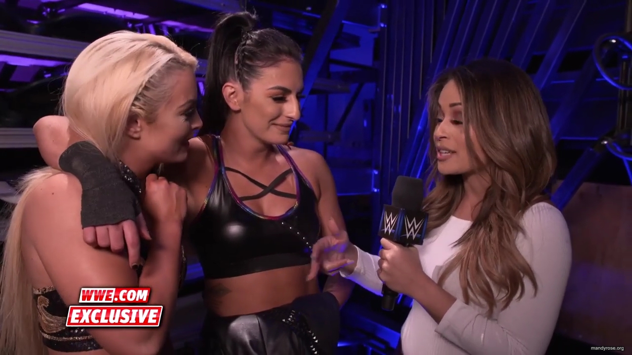 Did_Rose__Deville_give_an_Elimination_Chamber_preview_SmackDown_Exclusive_Feb__5_2019_mp40030.jpg