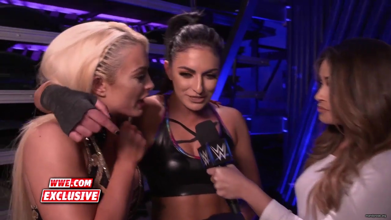 Did_Rose__Deville_give_an_Elimination_Chamber_preview_SmackDown_Exclusive_Feb__5_2019_mp40032.jpg