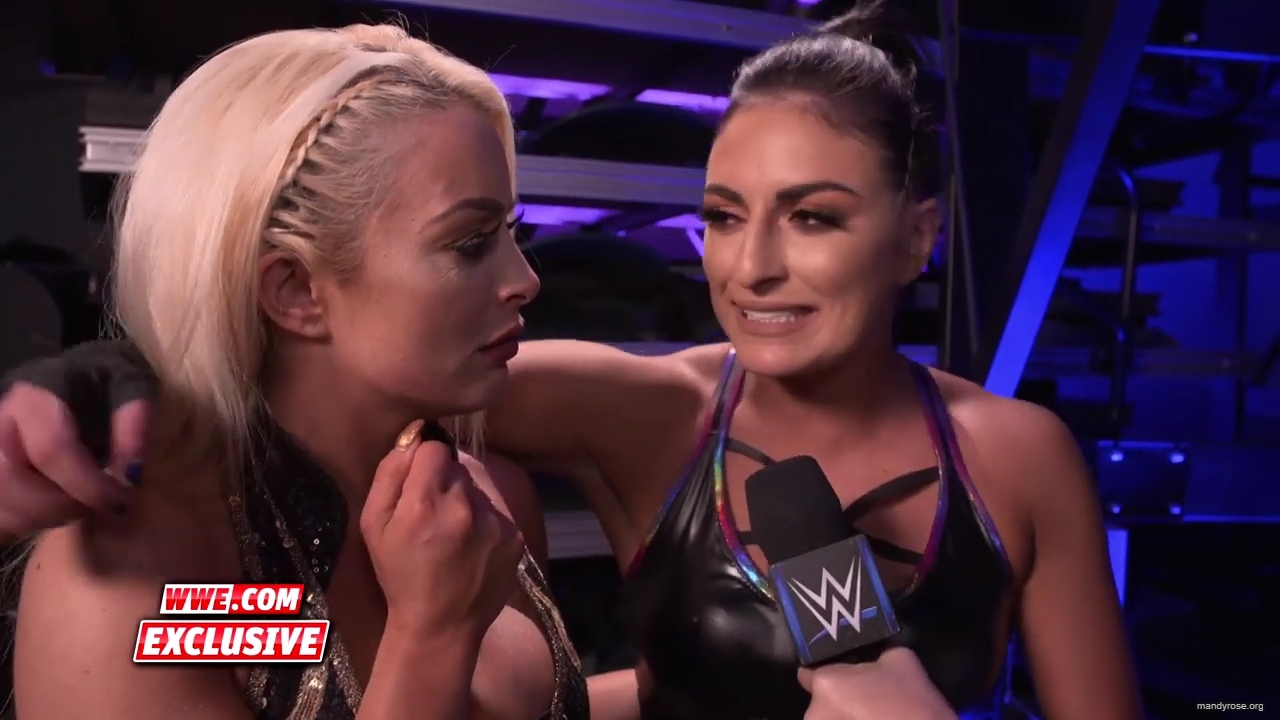 Did_Rose__Deville_give_an_Elimination_Chamber_preview_SmackDown_Exclusive_Feb__5_2019_mp40039.jpg