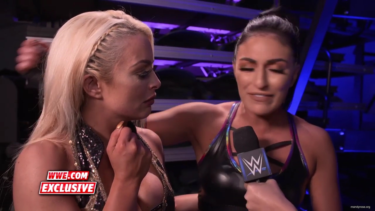 Did_Rose__Deville_give_an_Elimination_Chamber_preview_SmackDown_Exclusive_Feb__5_2019_mp40040.jpg