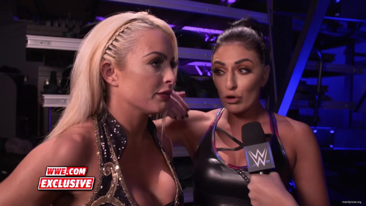 Did_Rose__Deville_give_an_Elimination_Chamber_preview_SmackDown_Exclusive_Feb__5_2019_mp40041.jpg