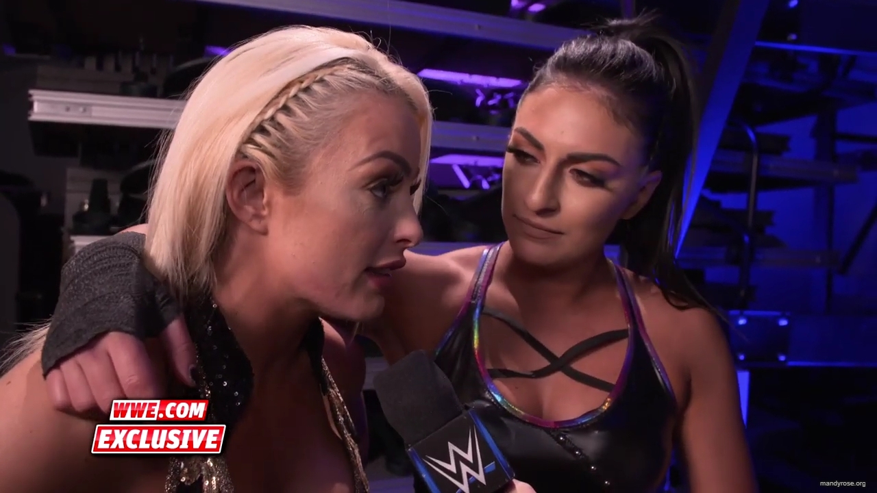 Did_Rose__Deville_give_an_Elimination_Chamber_preview_SmackDown_Exclusive_Feb__5_2019_mp40045.jpg
