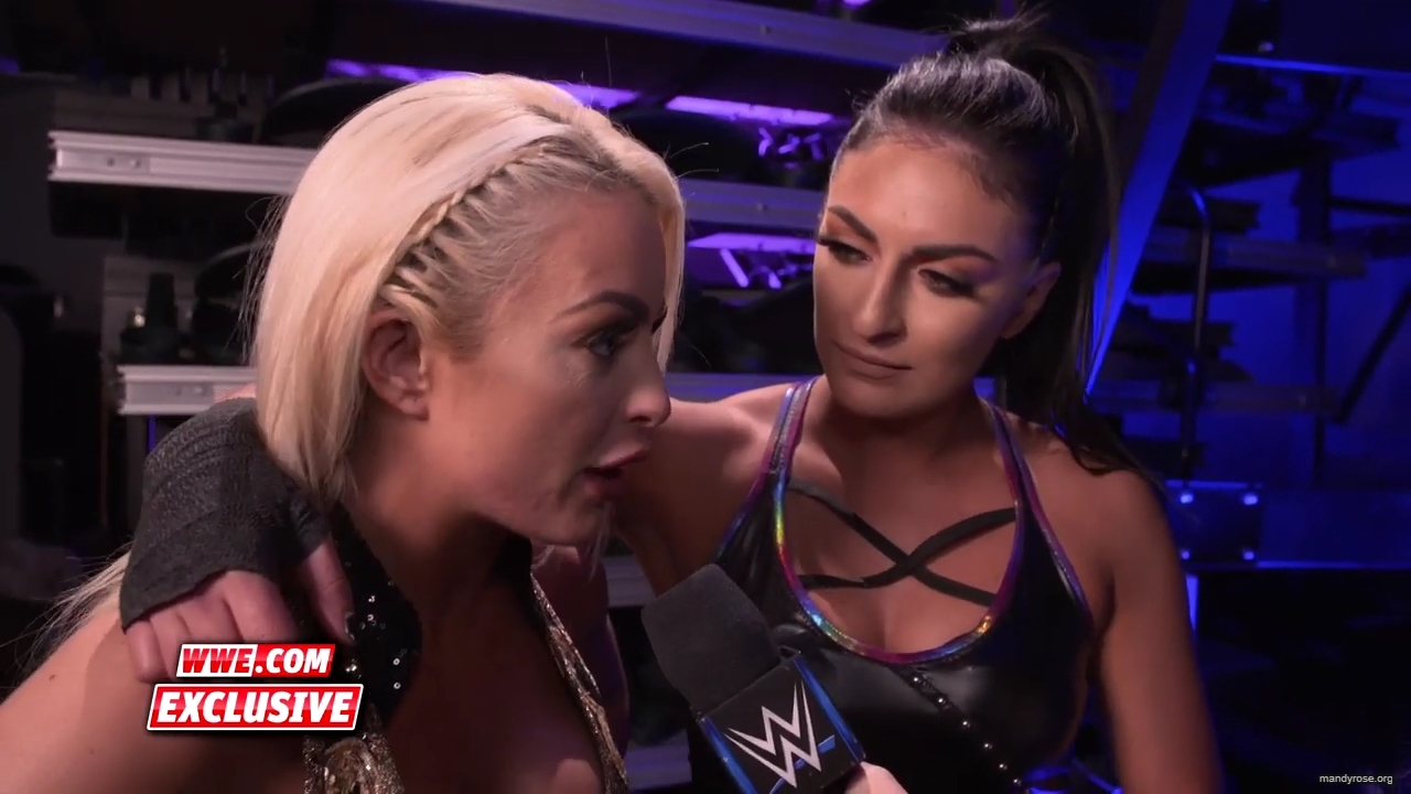Did_Rose__Deville_give_an_Elimination_Chamber_preview_SmackDown_Exclusive_Feb__5_2019_mp40046.jpg
