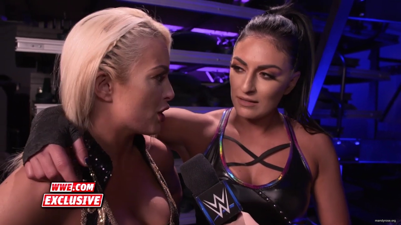 Did_Rose__Deville_give_an_Elimination_Chamber_preview_SmackDown_Exclusive_Feb__5_2019_mp40047.jpg
