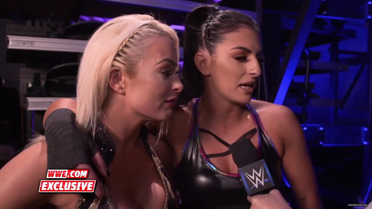 Did_Rose__Deville_give_an_Elimination_Chamber_preview_SmackDown_Exclusive_Feb__5_2019_mp40051.jpg