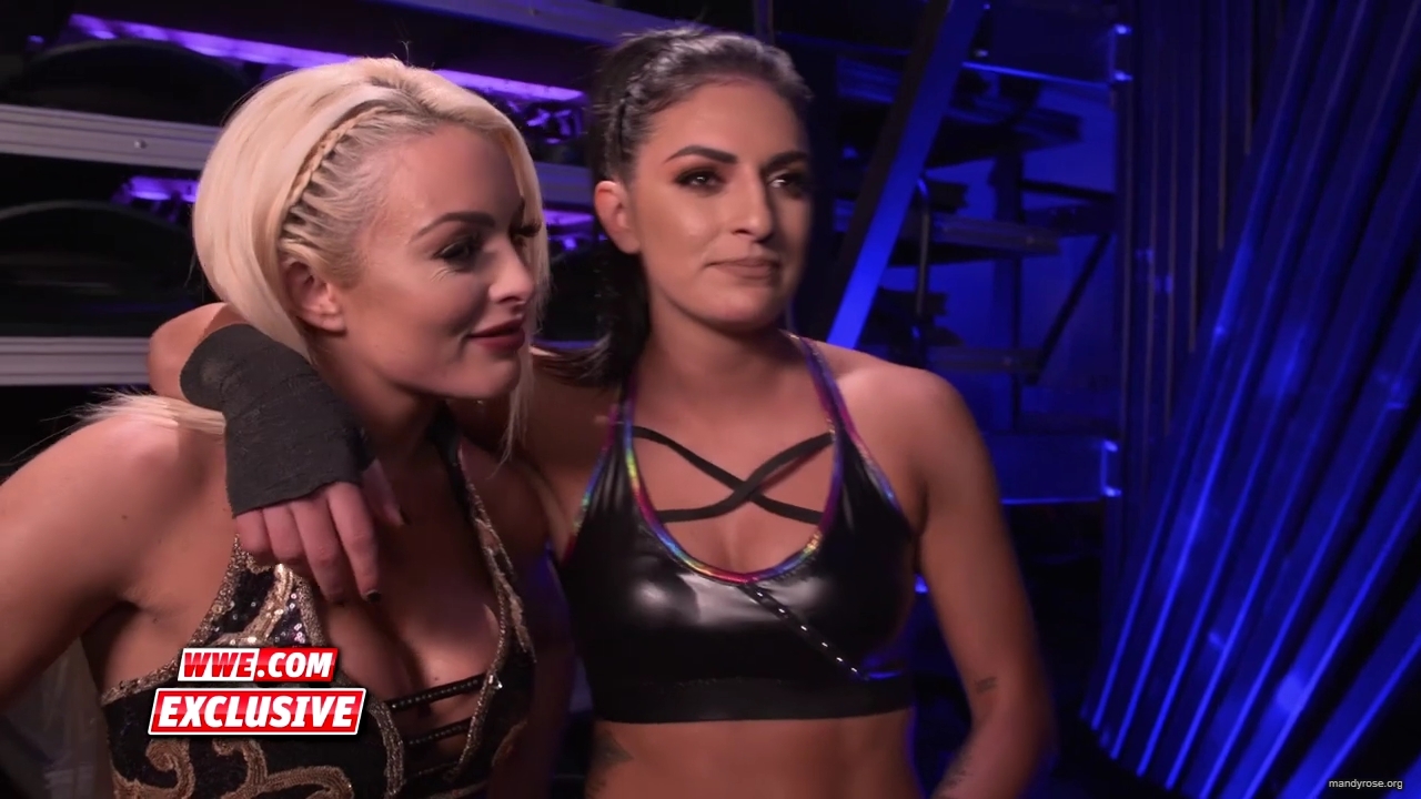 Did_Rose__Deville_give_an_Elimination_Chamber_preview_SmackDown_Exclusive_Feb__5_2019_mp40057.jpg