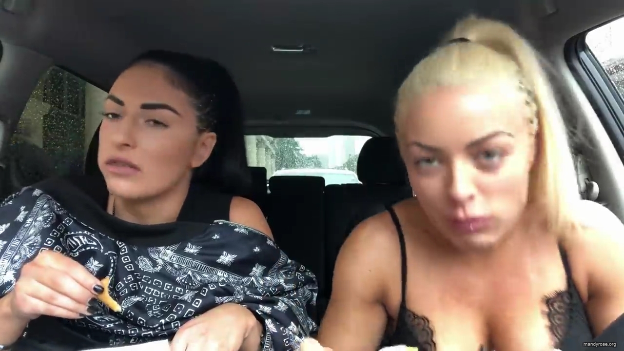 Ep_24_of_DAMANDYZDONUTZ_or_BEIGNETS21_____mp40155.jpg