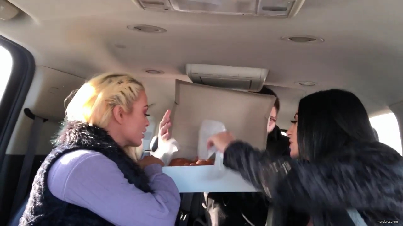 Ep_27_of_DAMANDYZDONUTZ___mp40050.jpg