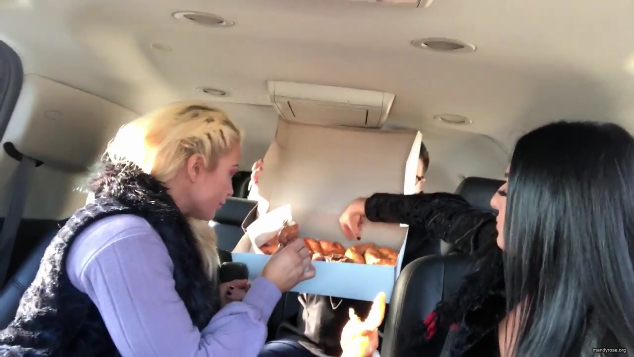 Ep_27_of_DAMANDYZDONUTZ___mp40094.jpg