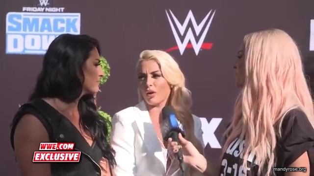 Fire__Desire_get_set_for_SmackDown_premiere_SmackDown_Exclusive_Oct__4_2019_mp40017.jpg