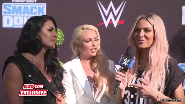 Fire__Desire_get_set_for_SmackDown_premiere_SmackDown_Exclusive_Oct__4_2019_mp40019.jpg