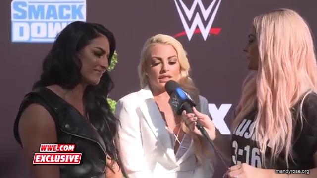 Fire__Desire_get_set_for_SmackDown_premiere_SmackDown_Exclusive_Oct__4_2019_mp40033.jpg