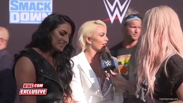 Fire__Desire_get_set_for_SmackDown_premiere_SmackDown_Exclusive_Oct__4_2019_mp40038.jpg