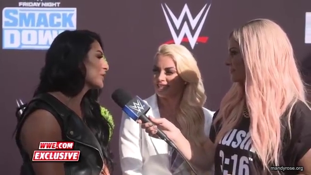 Fire__Desire_get_set_for_SmackDown_premiere_SmackDown_Exclusive_Oct__4_2019_mp40044.jpg