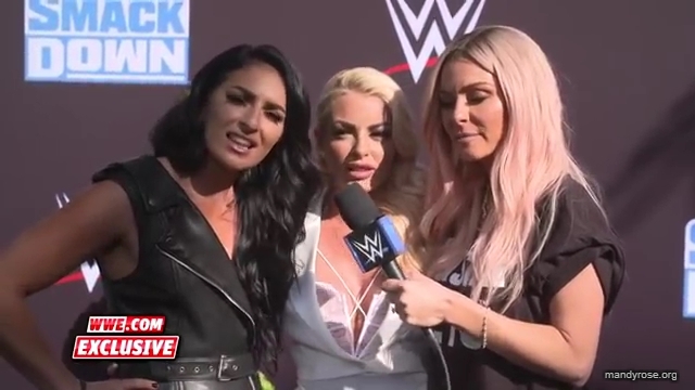 Fire__Desire_get_set_for_SmackDown_premiere_SmackDown_Exclusive_Oct__4_2019_mp40109.jpg