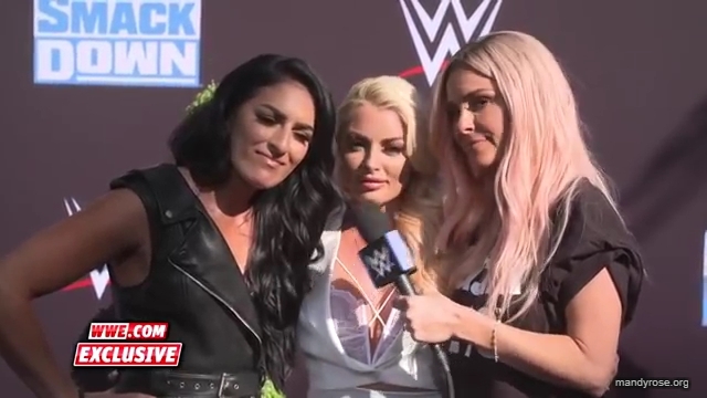 Fire__Desire_get_set_for_SmackDown_premiere_SmackDown_Exclusive_Oct__4_2019_mp40111.jpg