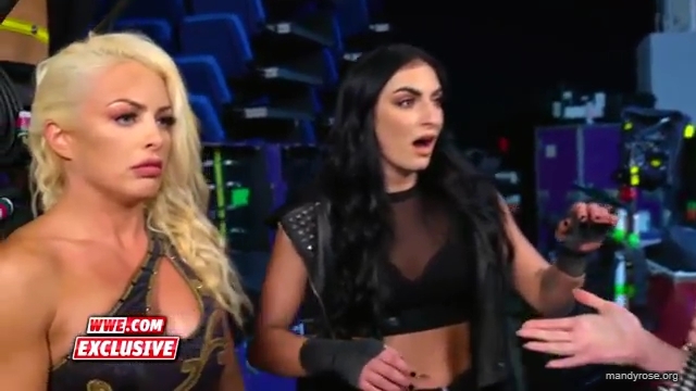 Fire___Desire_caught_off_guard_in_tonights_match_SmackDown_Exclusive2C_Nov__12C_2019_mp40008.jpg