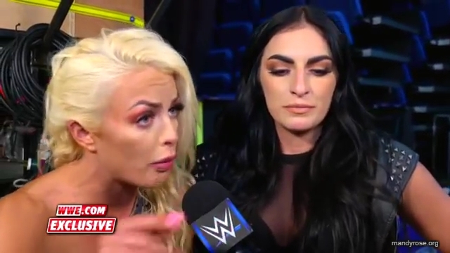 Fire___Desire_caught_off_guard_in_tonights_match_SmackDown_Exclusive2C_Nov__12C_2019_mp40023.jpg