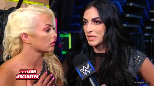 Fire___Desire_caught_off_guard_in_tonights_match_SmackDown_Exclusive2C_Nov__12C_2019_mp40030.jpg