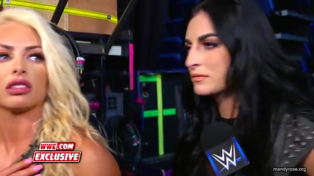 Fire___Desire_caught_off_guard_in_tonights_match_SmackDown_Exclusive2C_Nov__12C_2019_mp40035.jpg