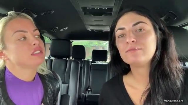 Gibsons_Donuts_in_Memphis_TN21_WWE_Sonya_Deville_Mandy_Rose_Damandyz_Donutz_mp40480.jpg