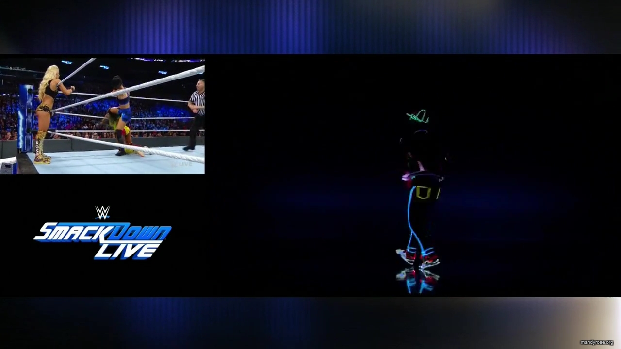 HD-WWE_SmackDown_Live_2018_11_20_720p_2_mp40176.jpg