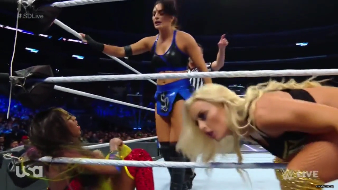 HD-WWE_SmackDown_Live_2018_11_20_720p_2_mp40280.jpg