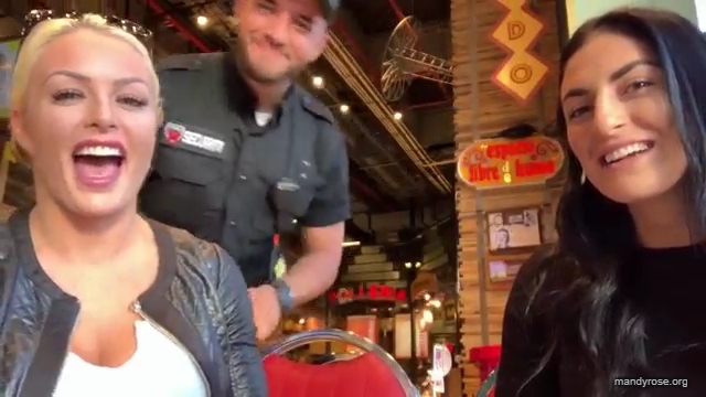 HOLAAAA_2121_Bogota2C_Colombia_WWE_Mandy_Rose_Sonya_Deville_Damandyz_Donutz_mp40035.jpg