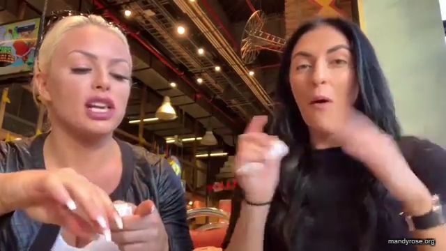 HOLAAAA_2121_Bogota2C_Colombia_WWE_Mandy_Rose_Sonya_Deville_Damandyz_Donutz_mp40169.jpg