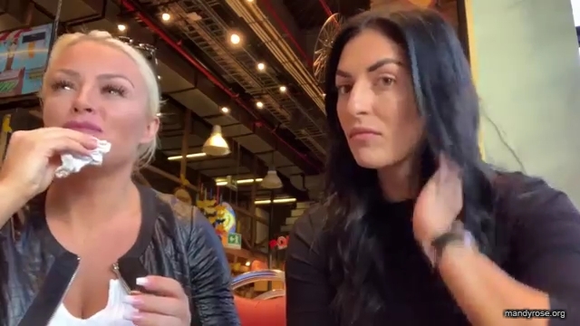 HOLAAAA_2121_Bogota2C_Colombia_WWE_Mandy_Rose_Sonya_Deville_Damandyz_Donutz_mp40191.jpg