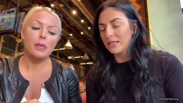 HOLAAAA_2121_Bogota2C_Colombia_WWE_Mandy_Rose_Sonya_Deville_Damandyz_Donutz_mp40198.jpg