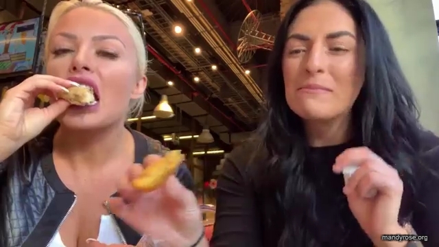 HOLAAAA_2121_Bogota2C_Colombia_WWE_Mandy_Rose_Sonya_Deville_Damandyz_Donutz_mp40213.jpg
