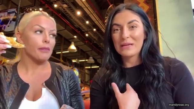 HOLAAAA_2121_Bogota2C_Colombia_WWE_Mandy_Rose_Sonya_Deville_Damandyz_Donutz_mp40240.jpg
