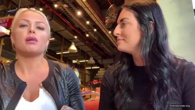 HOLAAAA_2121_Bogota2C_Colombia_WWE_Mandy_Rose_Sonya_Deville_Damandyz_Donutz_mp40247.jpg