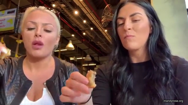 HOLAAAA_2121_Bogota2C_Colombia_WWE_Mandy_Rose_Sonya_Deville_Damandyz_Donutz_mp40272.jpg