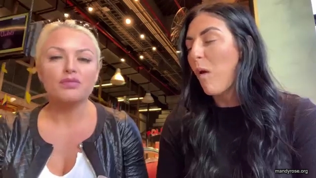 HOLAAAA_2121_Bogota2C_Colombia_WWE_Mandy_Rose_Sonya_Deville_Damandyz_Donutz_mp40292.jpg