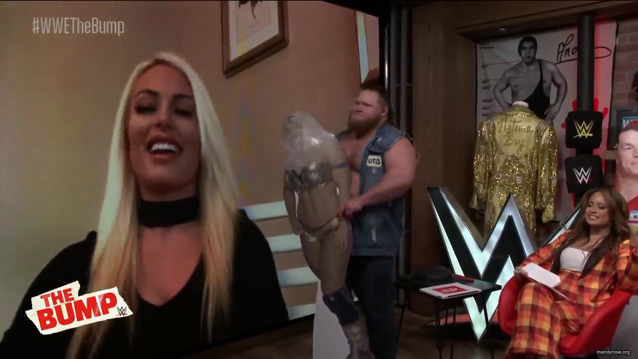 Heavy_Machinery_talk_28and_devour29_turkey_live_on_the_internet__WWE27s_The_Bump2C_Nov__202C_2019_mp40045.jpg