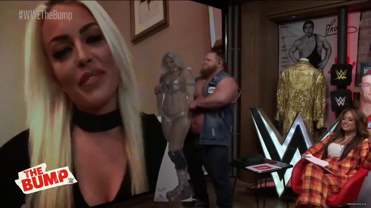 Heavy_Machinery_talk_28and_devour29_turkey_live_on_the_internet__WWE27s_The_Bump2C_Nov__202C_2019_mp40047.jpg