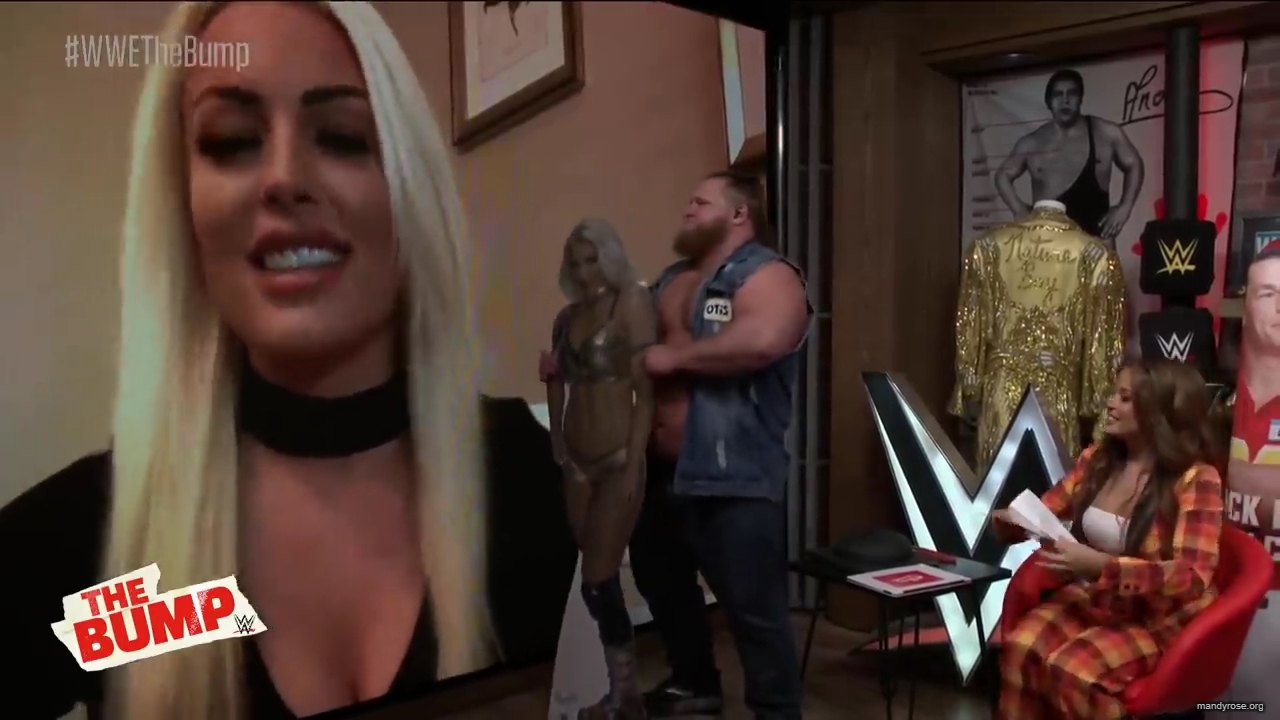 Heavy_Machinery_talk_28and_devour29_turkey_live_on_the_internet__WWE27s_The_Bump2C_Nov__202C_2019_mp40048.jpg