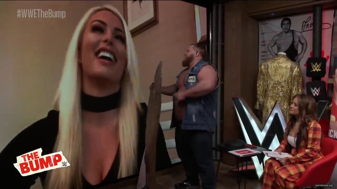 Heavy_Machinery_talk_28and_devour29_turkey_live_on_the_internet__WWE27s_The_Bump2C_Nov__202C_2019_mp40056.jpg
