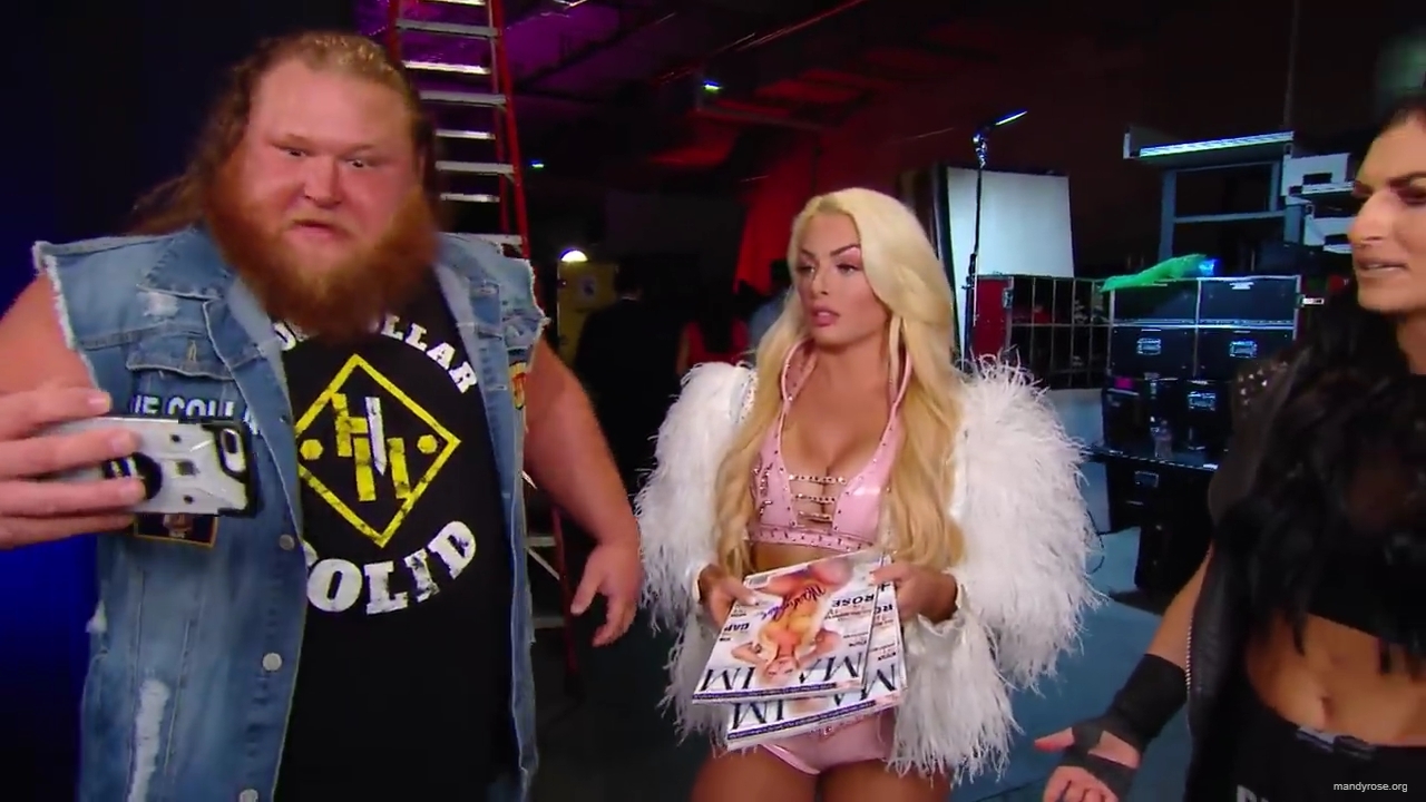 Heavy_Machinery_talk_28and_devour29_turkey_live_on_the_internet__WWE27s_The_Bump2C_Nov__202C_2019_mp40088.jpg