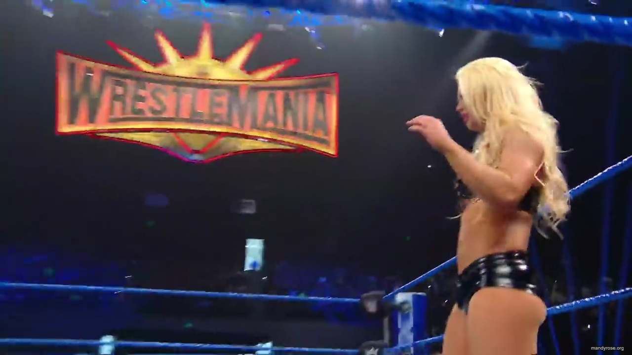 Heavy_Machinery_talk_28and_devour29_turkey_live_on_the_internet__WWE27s_The_Bump2C_Nov__202C_2019_mp40097.jpg