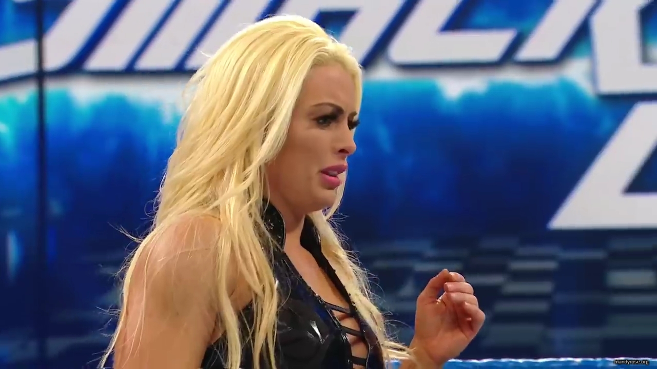 Heavy_Machinery_talk_28and_devour29_turkey_live_on_the_internet__WWE27s_The_Bump2C_Nov__202C_2019_mp40100.jpg