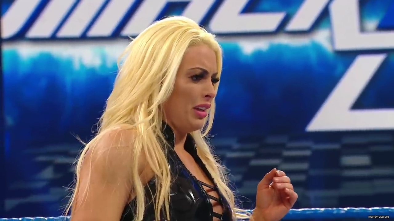 Heavy_Machinery_talk_28and_devour29_turkey_live_on_the_internet__WWE27s_The_Bump2C_Nov__202C_2019_mp40101.jpg