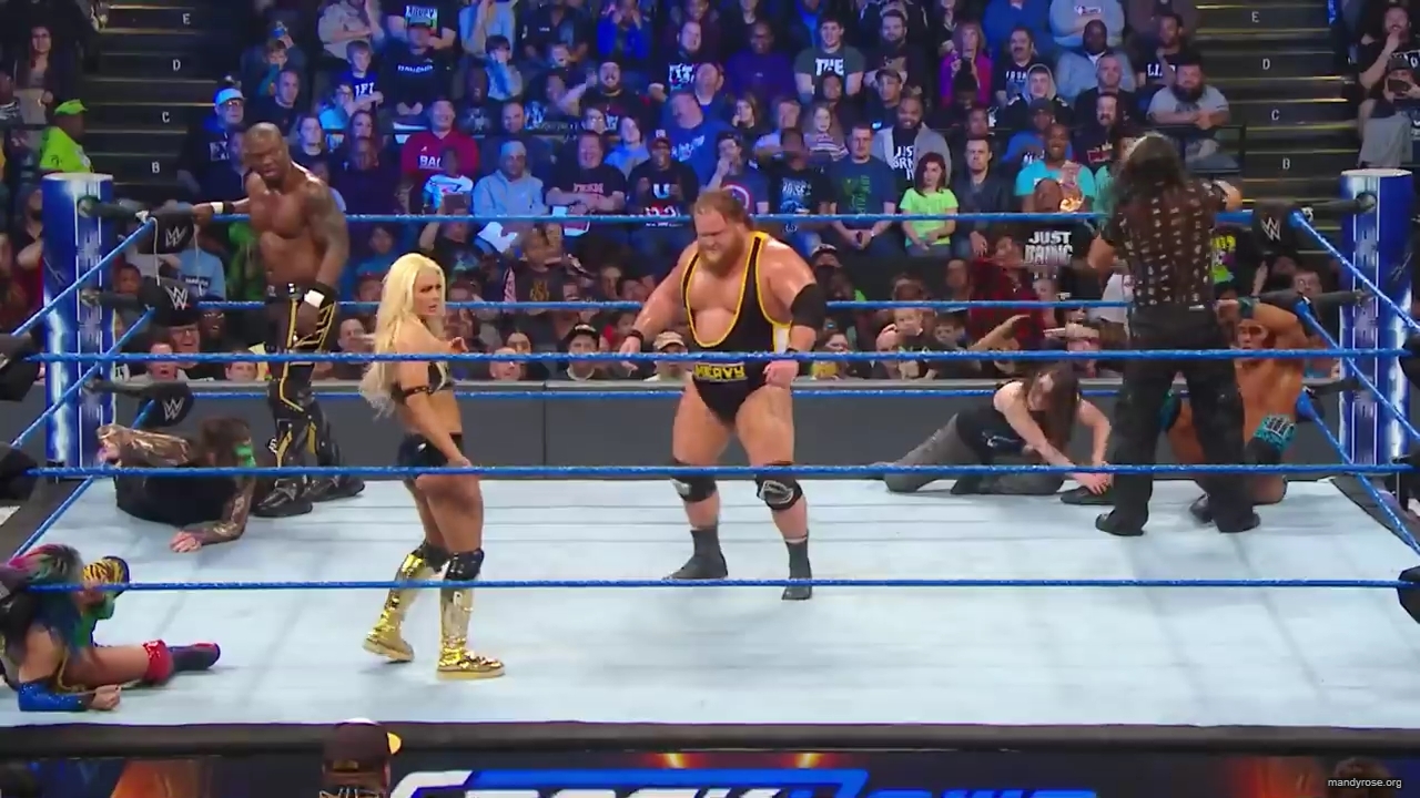 Heavy_Machinery_talk_28and_devour29_turkey_live_on_the_internet__WWE27s_The_Bump2C_Nov__202C_2019_mp40102.jpg