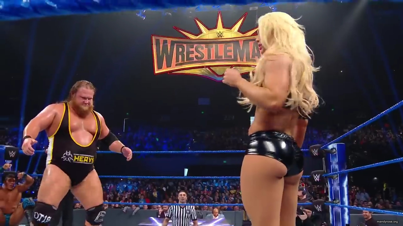 Heavy_Machinery_talk_28and_devour29_turkey_live_on_the_internet__WWE27s_The_Bump2C_Nov__202C_2019_mp40103.jpg