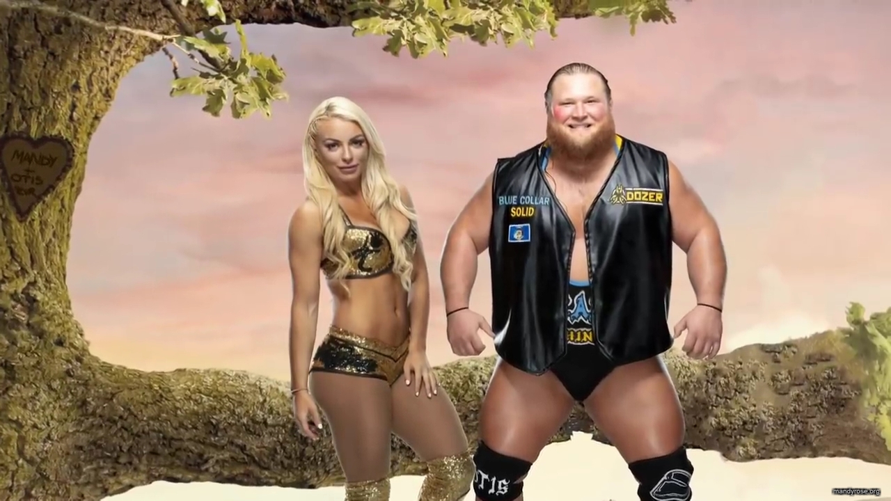 Heavy_Machinery_talk_28and_devour29_turkey_live_on_the_internet__WWE27s_The_Bump2C_Nov__202C_2019_mp40116.jpg