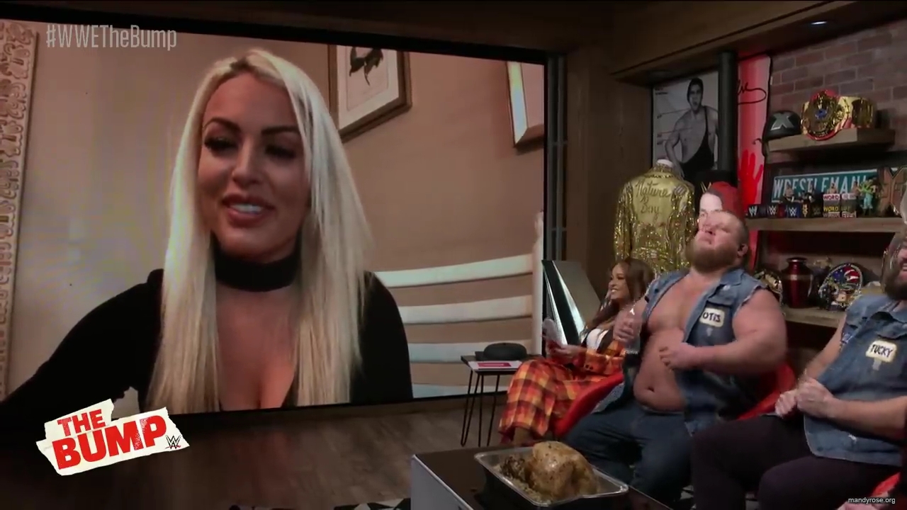 Heavy_Machinery_talk_28and_devour29_turkey_live_on_the_internet__WWE27s_The_Bump2C_Nov__202C_2019_mp40127.jpg