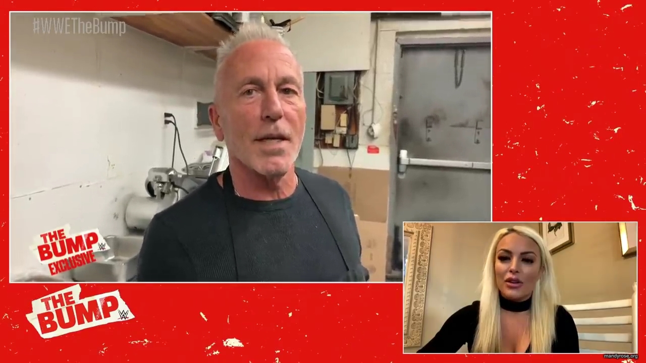 Heavy_Machinery_talk_28and_devour29_turkey_live_on_the_internet__WWE27s_The_Bump2C_Nov__202C_2019_mp40170.jpg